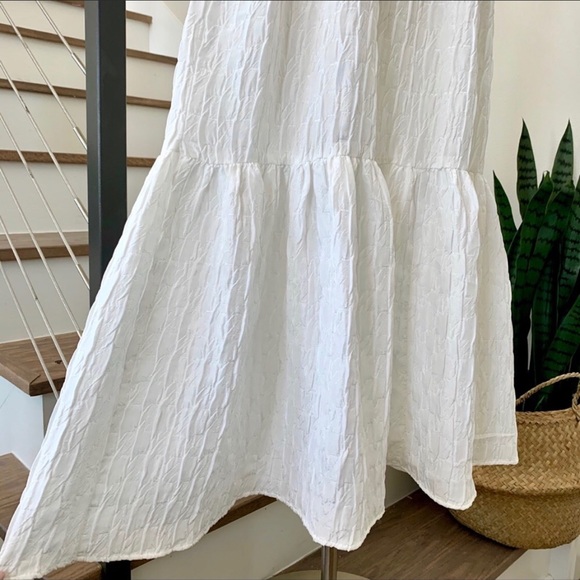 ZARA VOLUMINOUS TEXTURED WEAVE DRESS - Picture 4 of 10